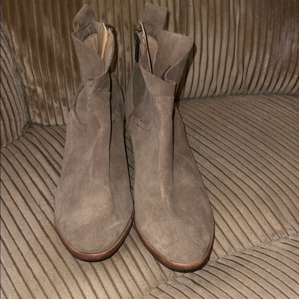 Stylish Brown Ankle Boots for Women